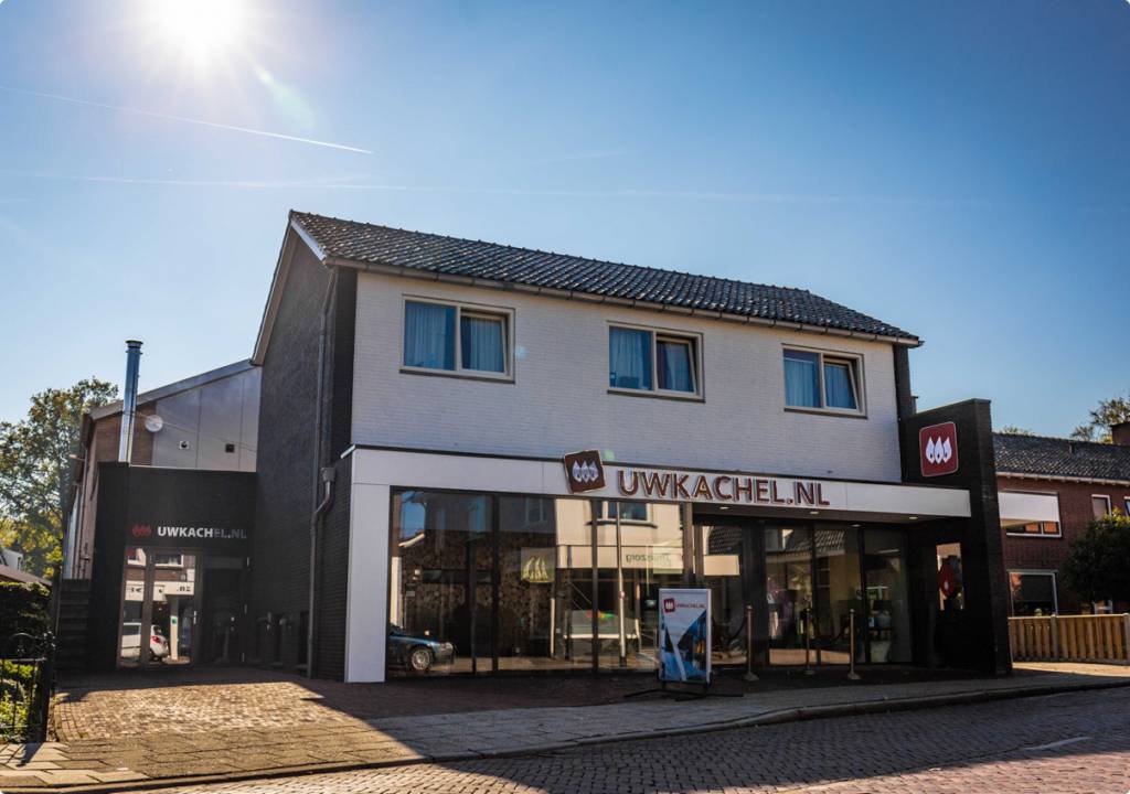 Alfa Plam pelletkachel showroom in Vriezenveen, Overijssel