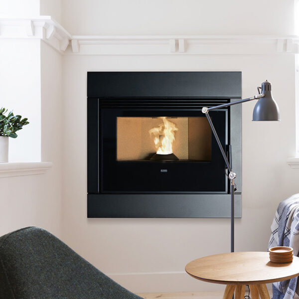 inbouw pelletkachel met stalen frame